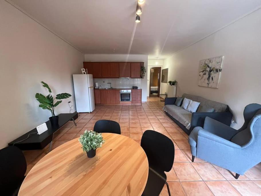 Modern Ground Flr 1 Bdr Flat With Veranda And Parking * Athens