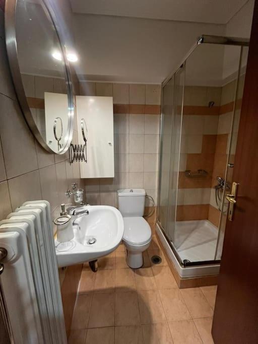 Apartment Modern Ground Flr 1 Bdr Flat With Veranda And Parking